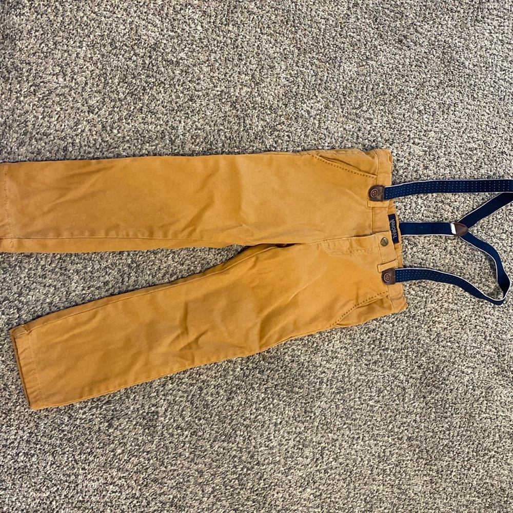 Mayoral brown corduroy pants with suspenders.